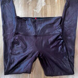 LUXURY VIBES – SPANX Liquid Faux Leather Leggings | Wine | Size M